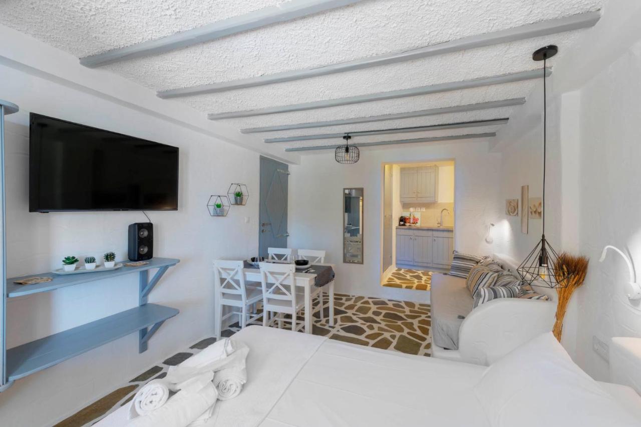ENDLESS BLUE from Syros - Megas Gialos Resort Exterior foto